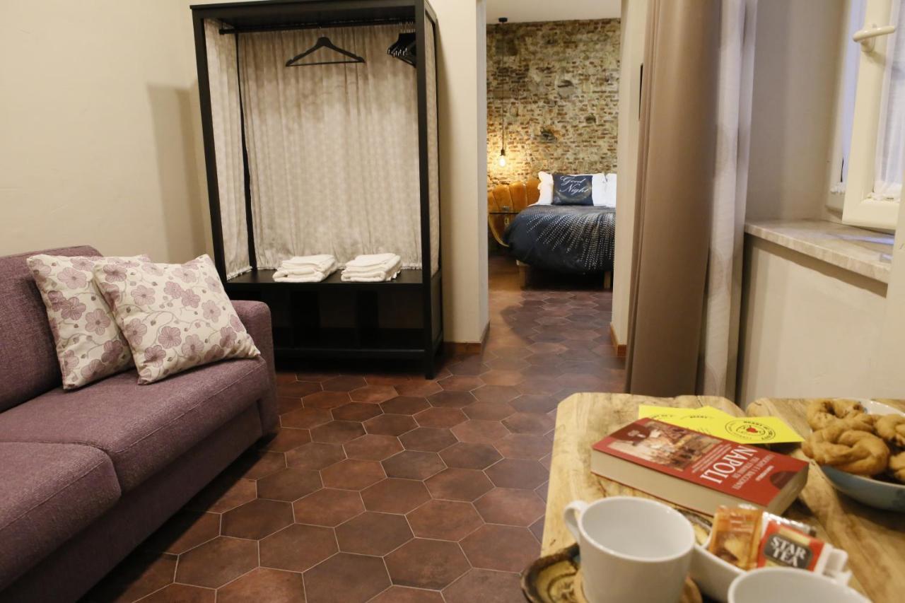 Napolicentrico Bed & Breakfast Bagian luar foto